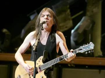 AC/DC издават първи албум без Малкълм Йънг