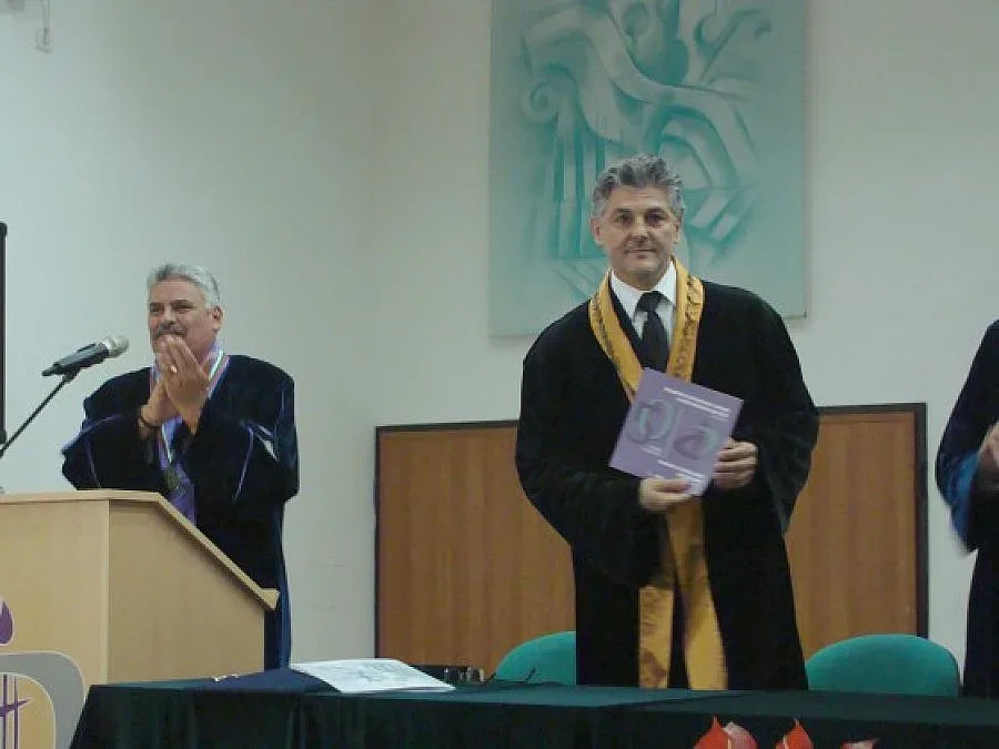 Теодосий Спасов стана „Доктор хонорис кауза" в Пловдив