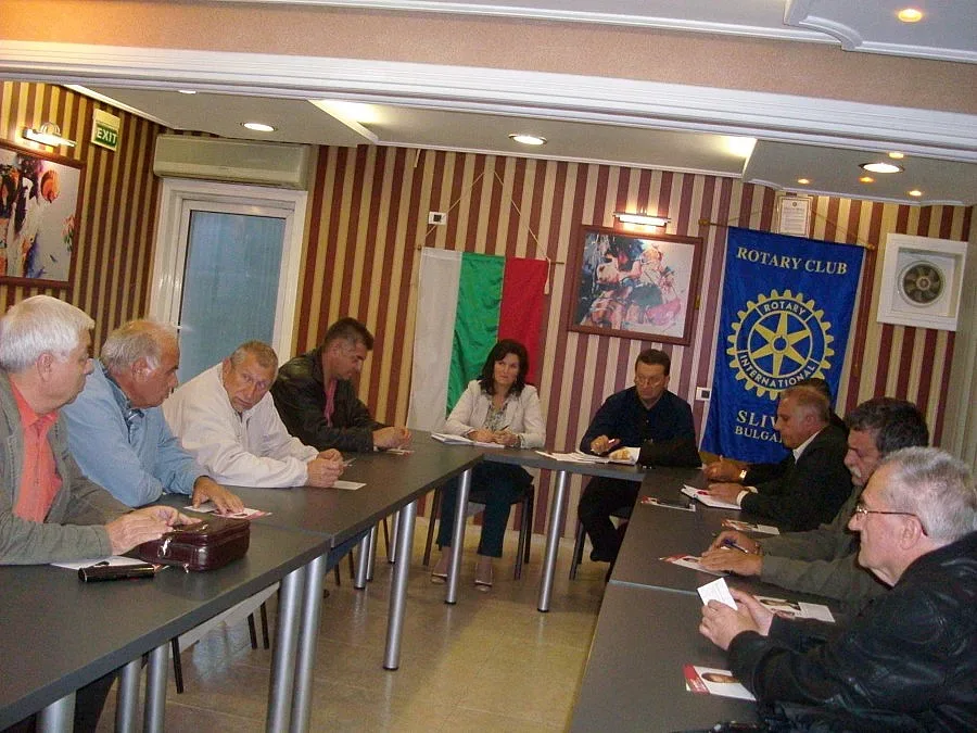 Ерменков: Ако има промишленост, децата ни няма да ходят в чужбина