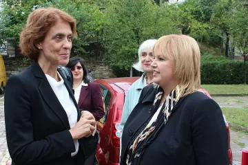 ДЕСНИТЕ канят на дебат