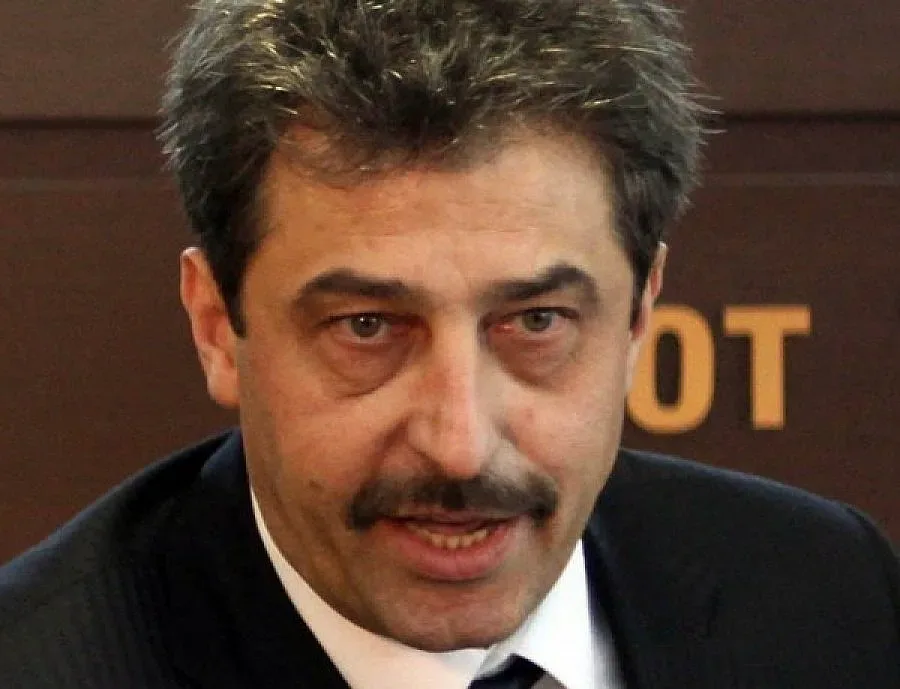 Ново писмо от Цветан Василев