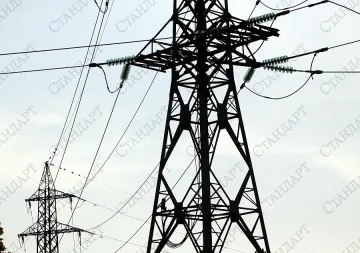 Спират за кратко тока в редица градове на страната