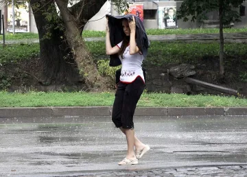 Студ и дъжд във вторник 