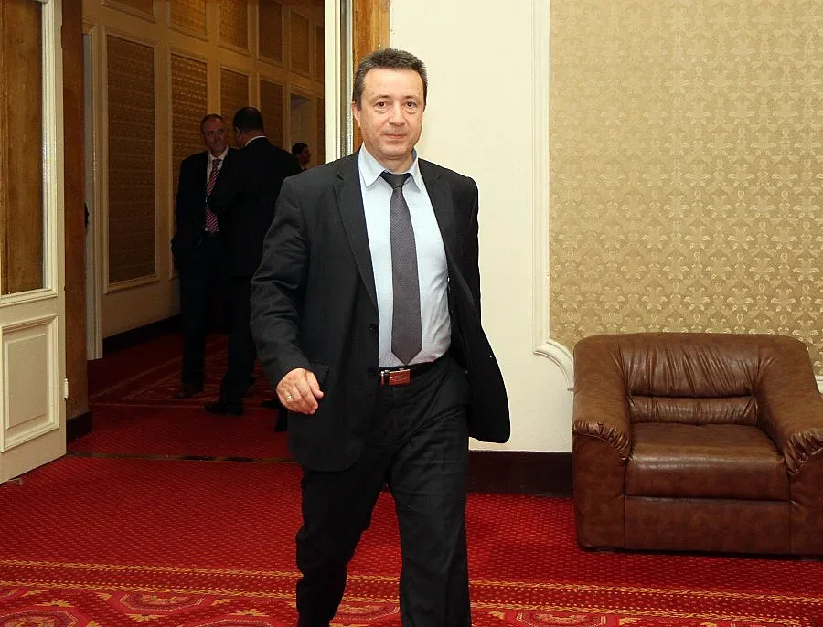 Стоилов: Независимостта е способността да се отстояват национални позиции