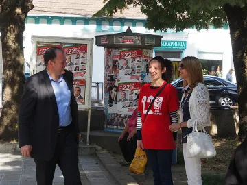 Миков: Хората, които искат политика на развитие, да се активизират