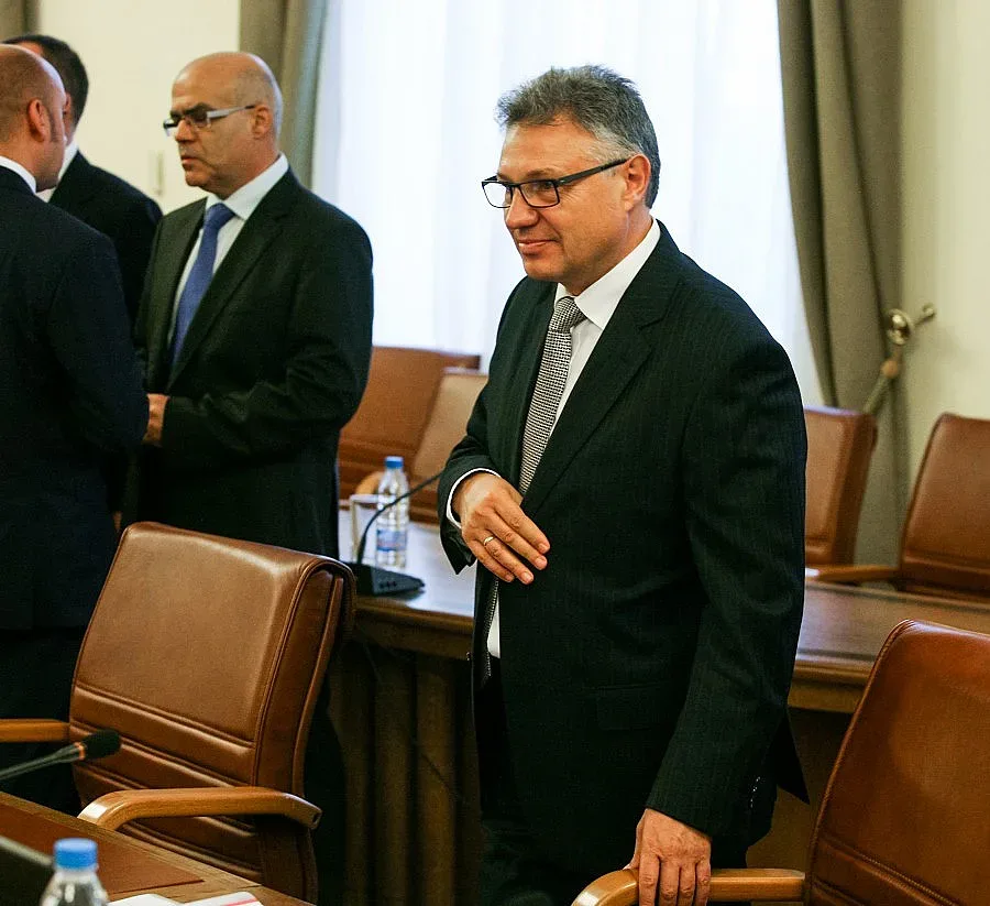 1.8 милиарда за модернизация на армията