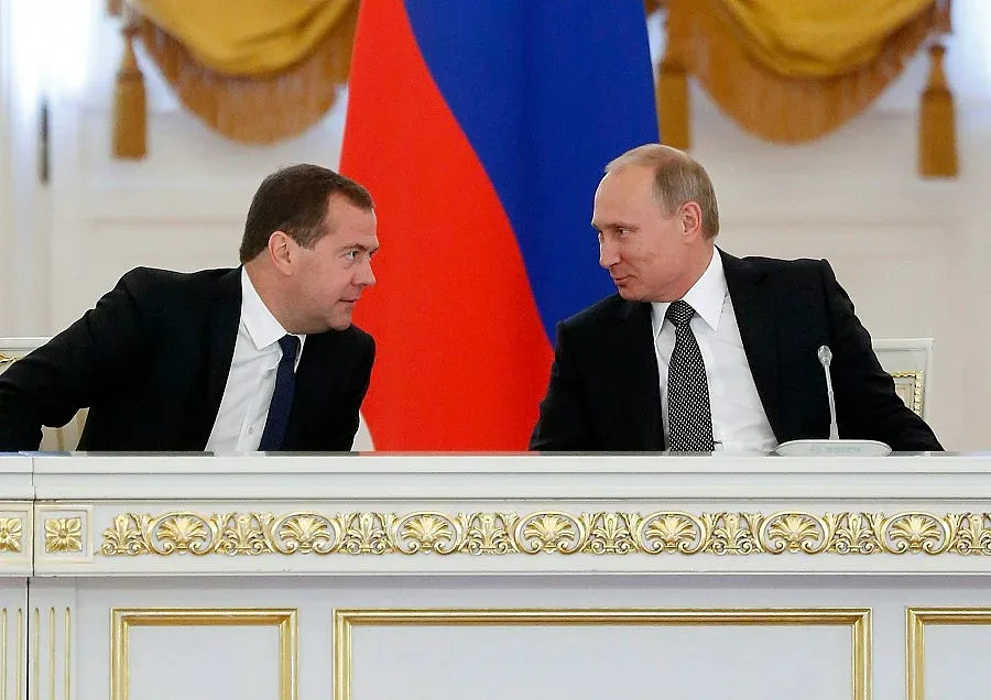 Медведев подписа указ за "защитни мита" спрямо украински стоки