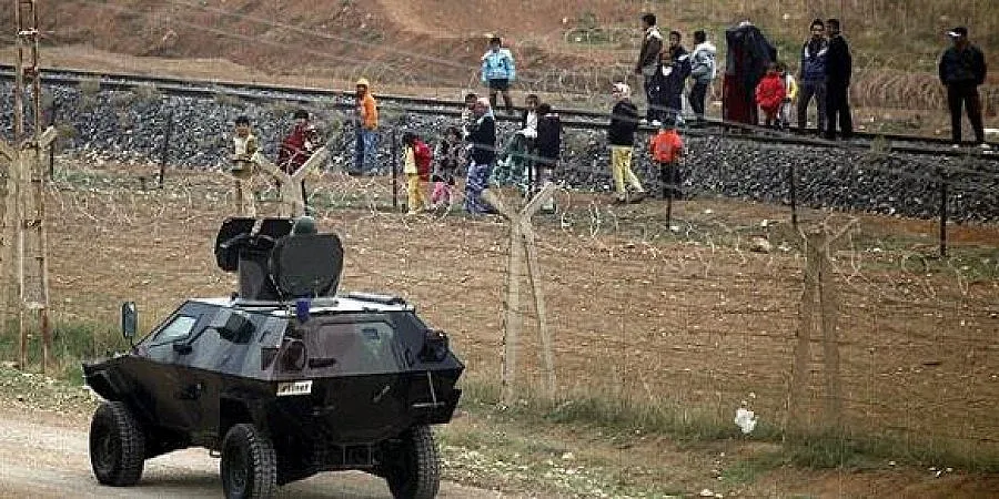 Турция отвори границите си за кюрдските бежанци от Сирия