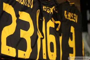 Ботев Пд събра над 2300 лева от търга с екипите 