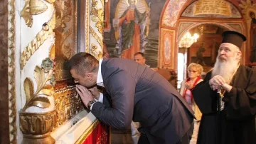 Бареков със закон за БГ фирми в търговете