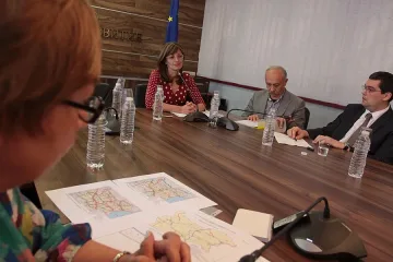 Захариева: АМ „Хемус“ и тунелът под Шипка ще са приоритети по програма „Транспорт“