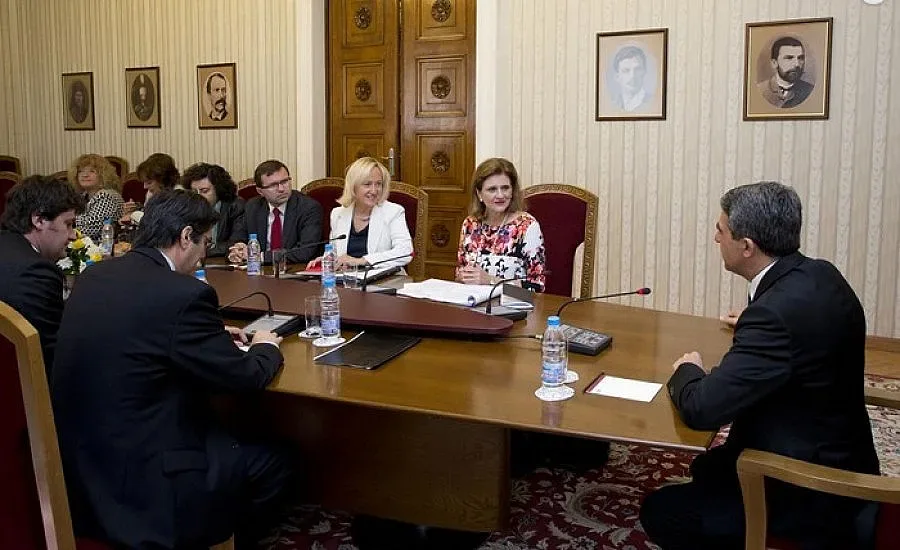 Президентът: Партиите носят отговорност за свободни и честни избори