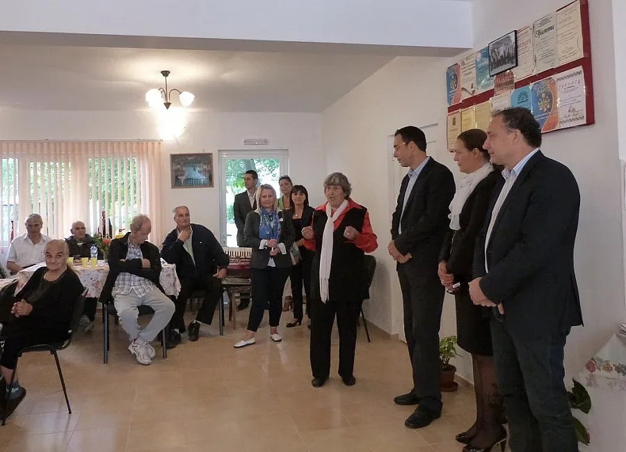 Кандидатите на ГЕРБ в Бургас посетиха пенсионерски клубове в града