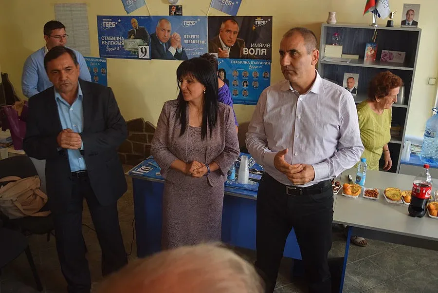 Цветанов: Опонентите ни залагат на популизма, ГЕРБ прави реална политика 