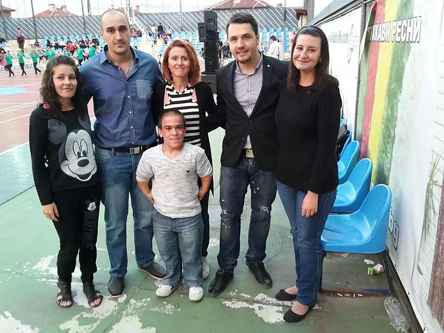 ББЦ дари парите за предизборна кампания на болно момиче