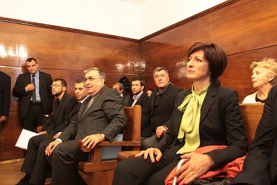 Премиерът в съда, но като жалбоподател