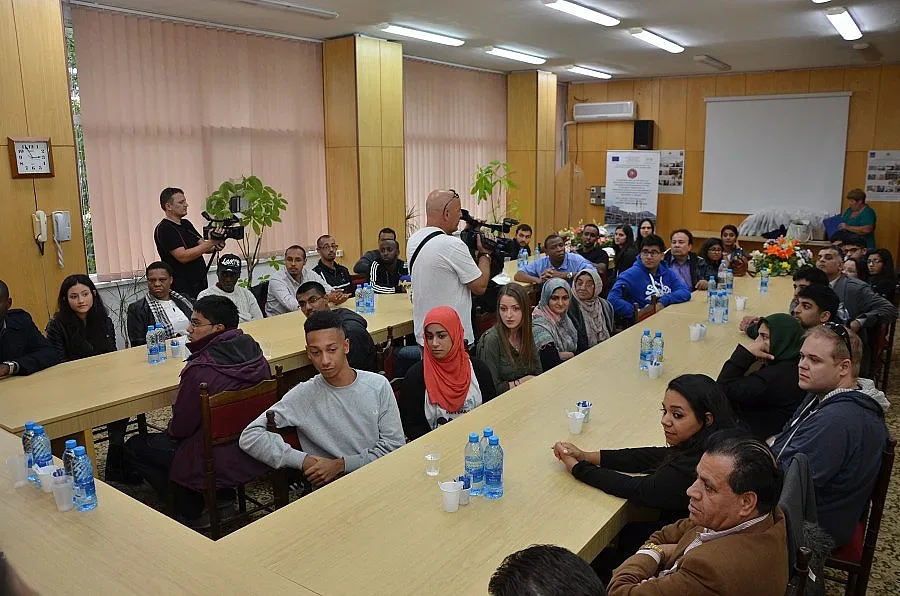 Колежани от Албиона искат да учат медицина у нас