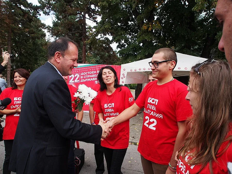 Миков: Дясната политика е несправедлива, тя обрича цели региони на мизерно съществуване