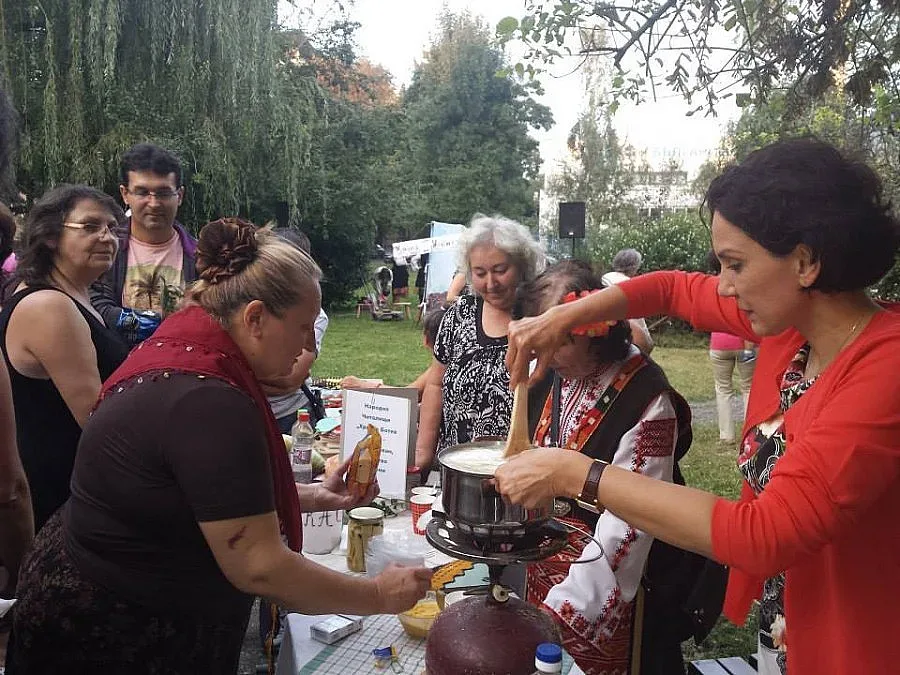 Антония Първанова бе гост на "Първи селски мол" в Габрово