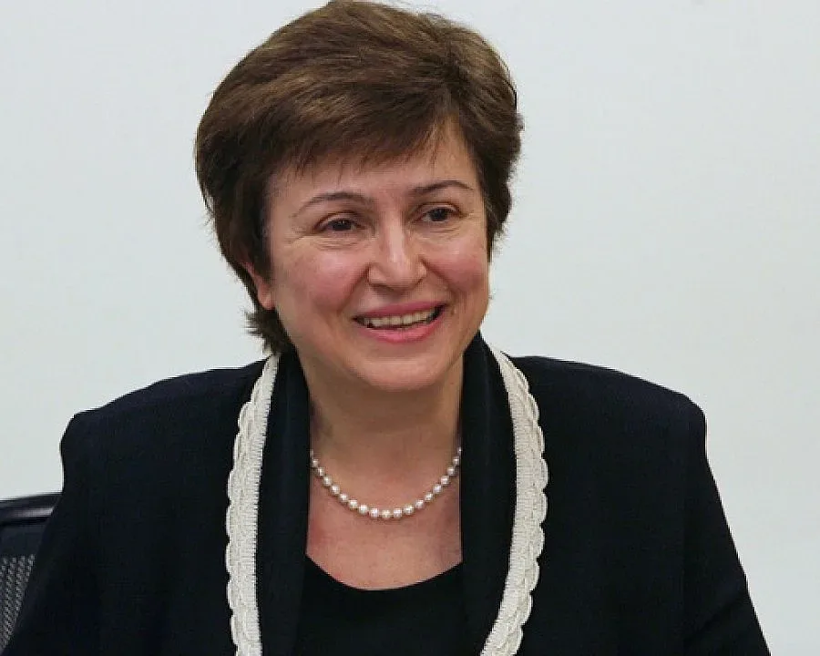 Кристалина зове към защита на колегите му