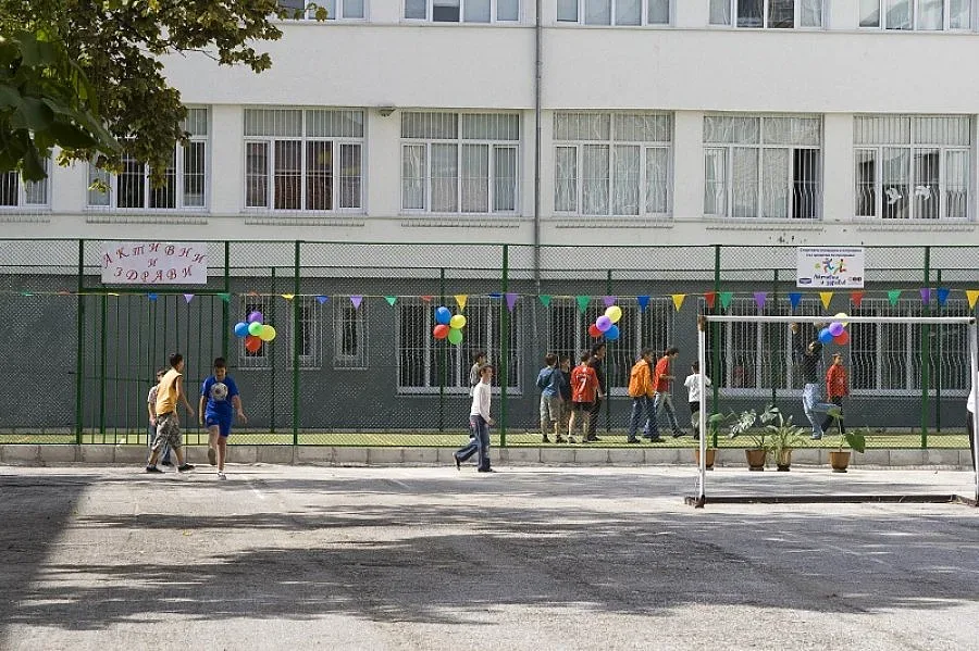 Седем училища в Смолянско ще стартират учебната година с ремонти