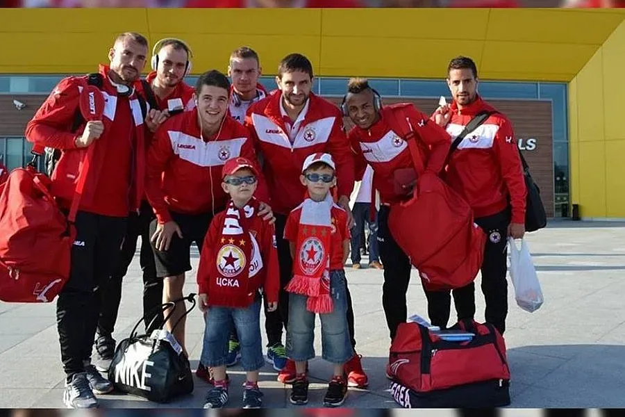 ЦСКА на плаж преди "Тича"