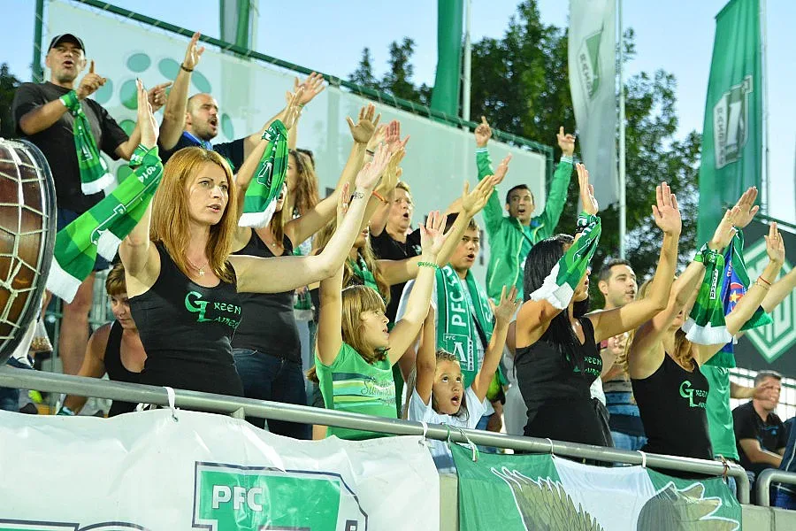 Лудогорец помага на българи в Ливърпул за снабдяване с билети