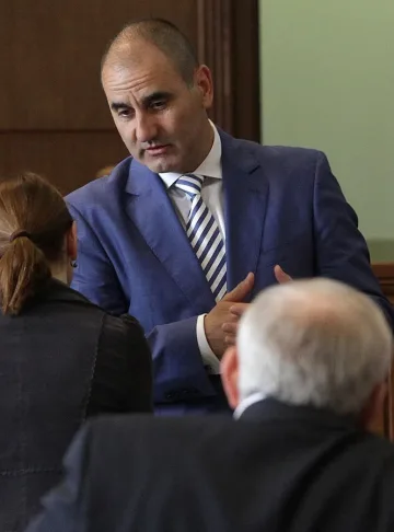 Цветанов към бизнеса: ГЕРБ ще запази стабилна данъчната политика