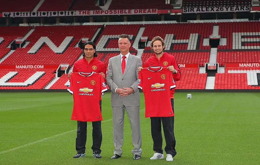 Ван Гаал обясни за трансферната политика на Юнайтед