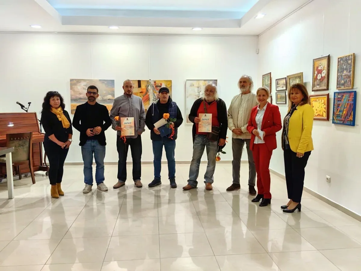 Есенен салон 2024 в Казанлък е открит