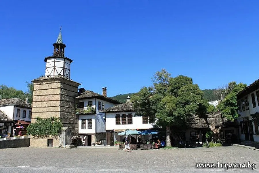 Закрийте лятото с нощ в болярска къща