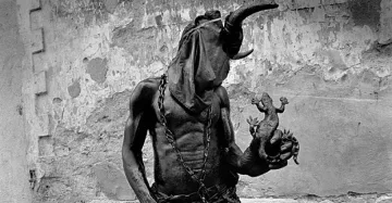 Представят изложбата "Човекът и неговите състояния" в испанското посолство