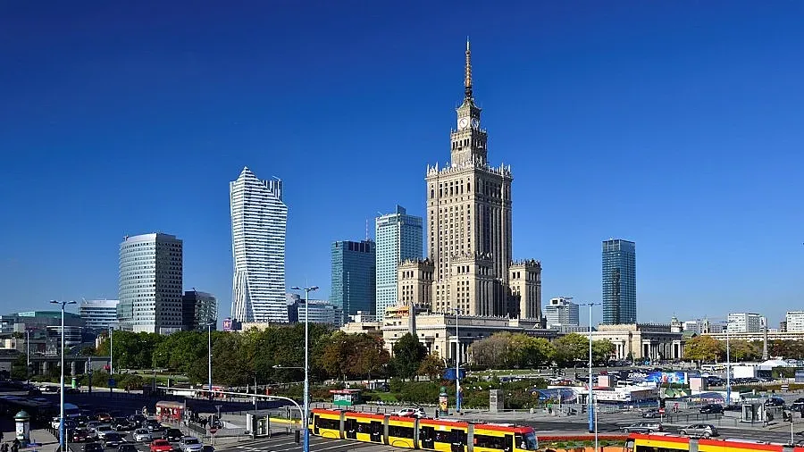 Полша ще емитира дълг в швейцарски франкове