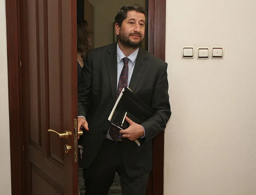 Христо Иванов иска по-прозрачни назначения