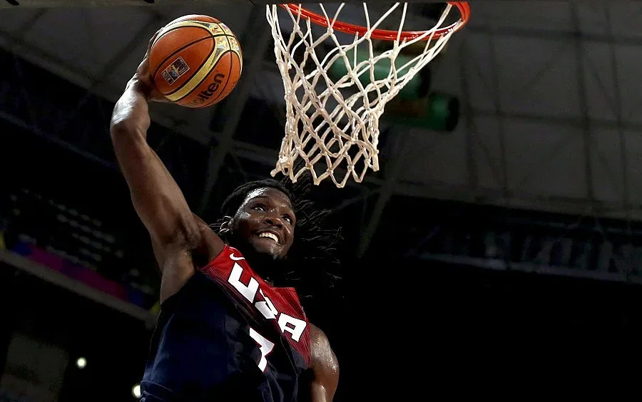 САЩ са на полуфинал на Световното по баскетбол