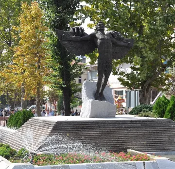 Хасково с втори уникален паметник - на завистта