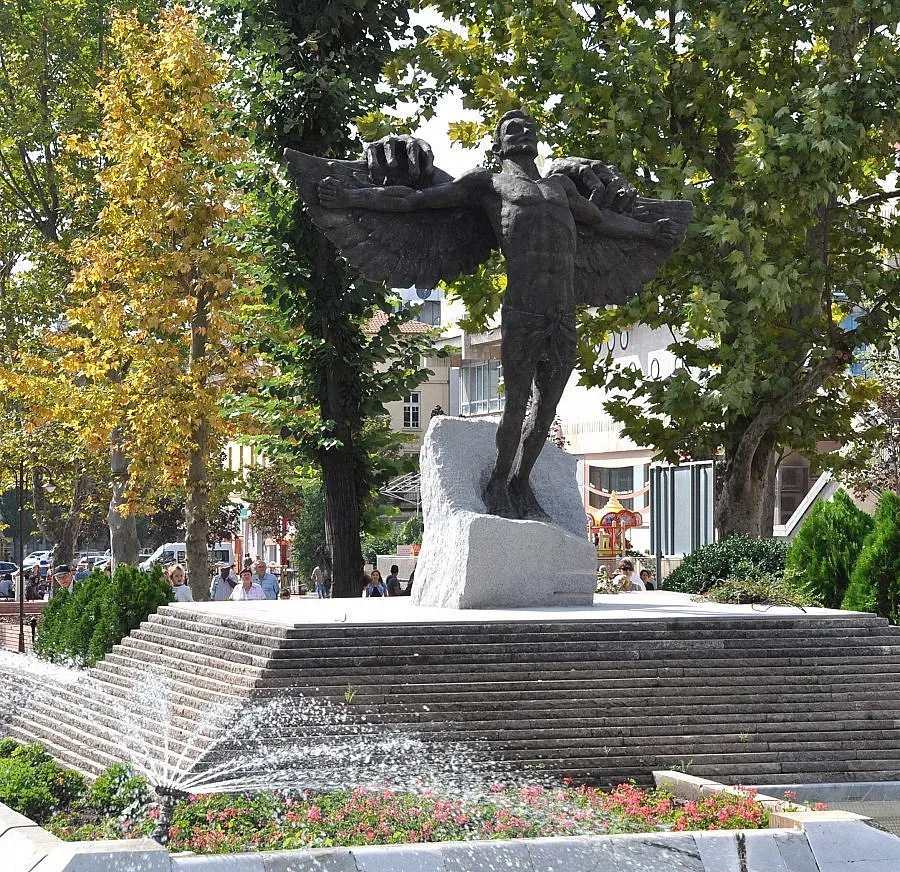 Хасково с втори уникален паметник - на завистта