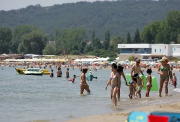 Поредна руска агенция с туристи в България спира работа