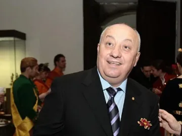 Близо 6 000 социалисти изпълниха местността Копривките