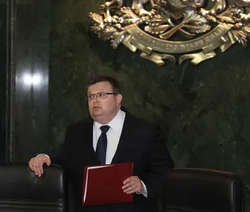 Бисеров с обвинение за пране на пари