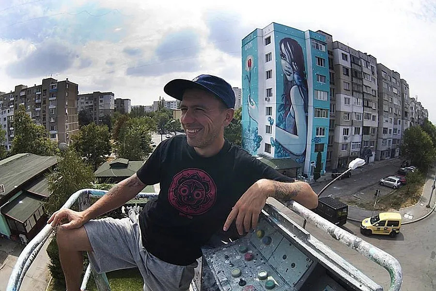 Рисуваме хора, които дават, а не получават