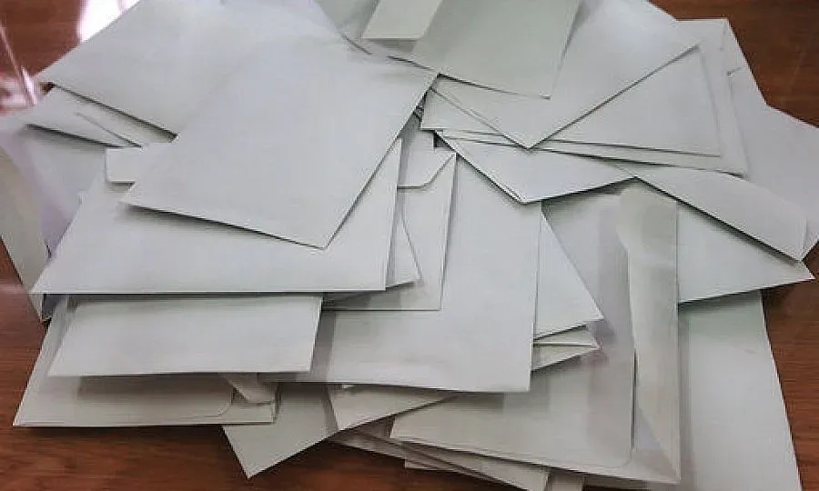 Гаф в информационната система дублира кандидатите на две партии в Хасково