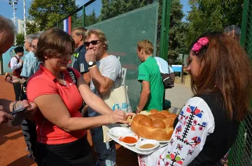 Стартира 37-ото световно по тенис за журналисти в Албена