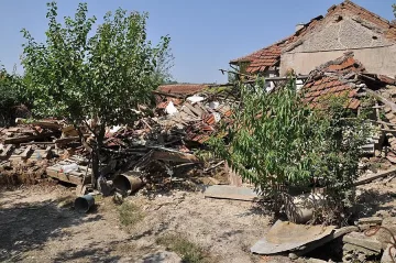 Мизия и държава на нож за помощите