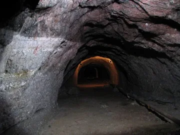 Срутване в мина за злато в Никарагуа, издирват затрупани