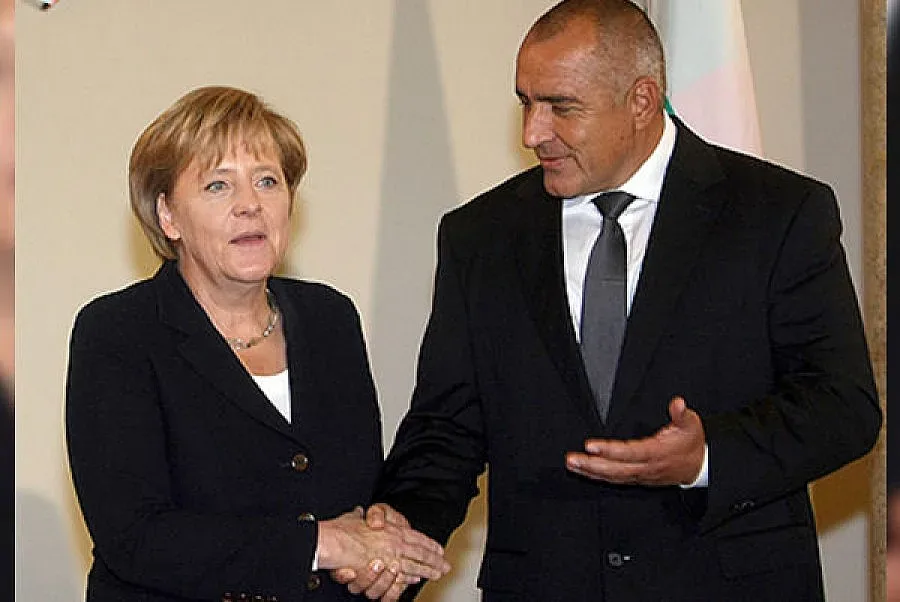 Бойко на 4 очи с Меркел и Юнкер