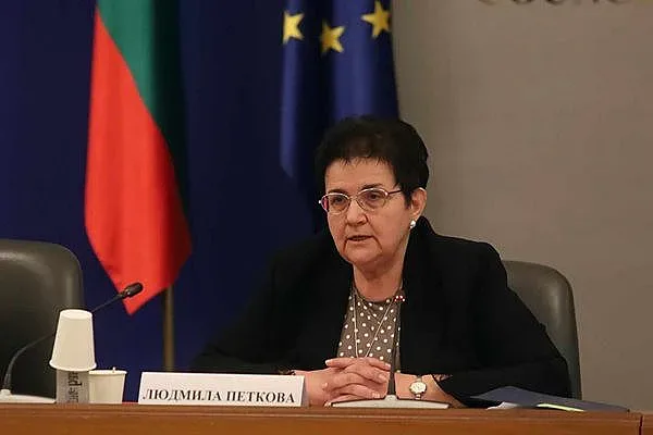 Министър Петкова категорична! Какво ще се случи с бюджета и данъците