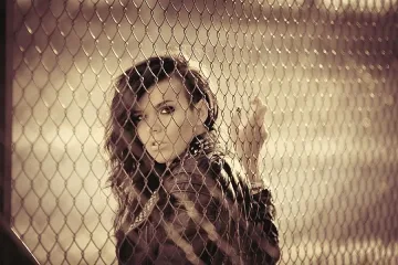 6 неща, които не знаете за...: Мона Недева се страхува от котки