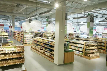 Хипермаркети с мини магазини