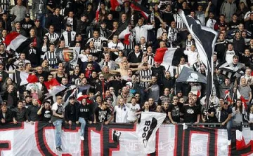 Ултраси на "Локо" (Пд) викат на "Катедралата"